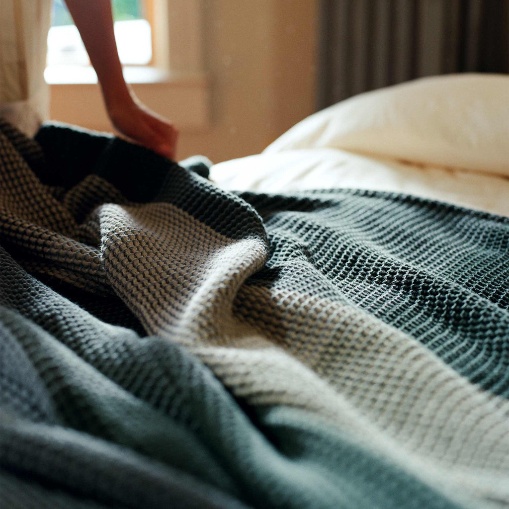 Dreamweave Waffle Bed Blanket X7