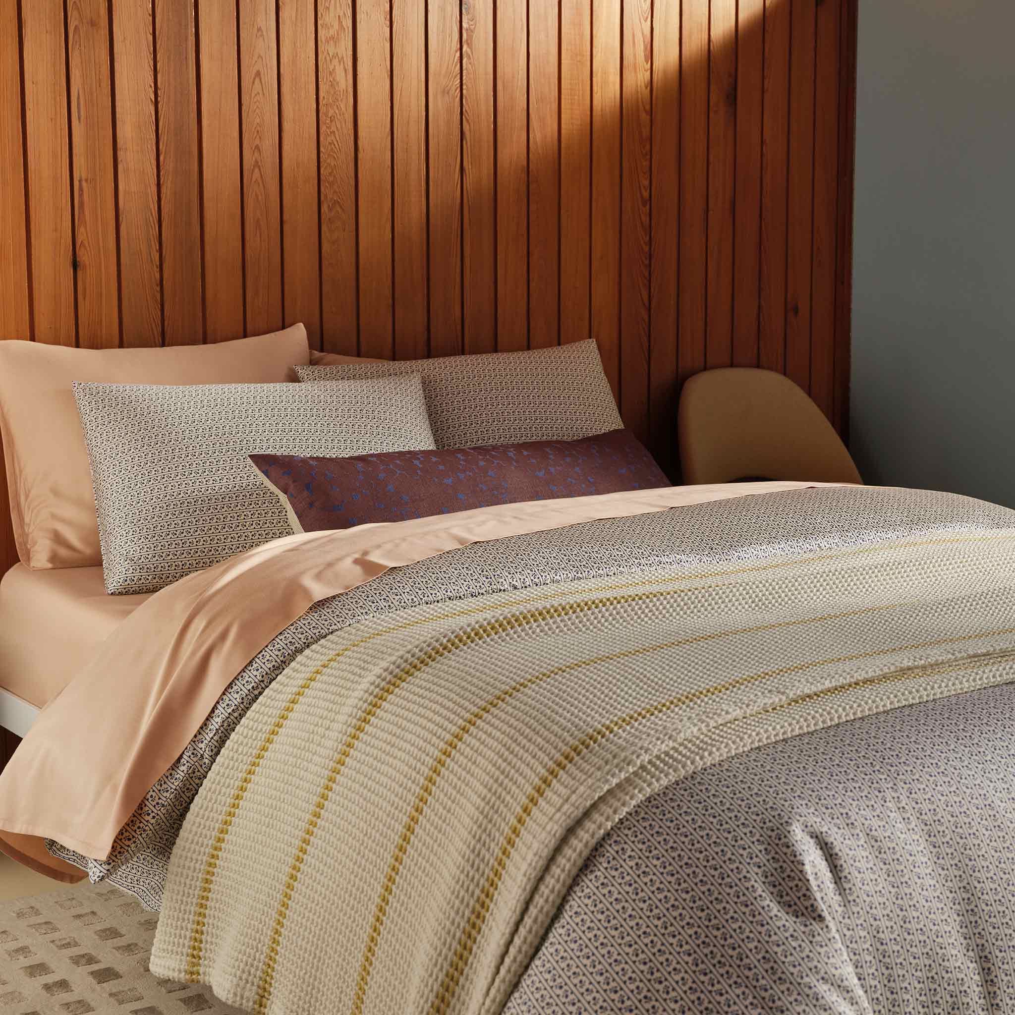 Dreamweave Waffle Bed Blanket X7