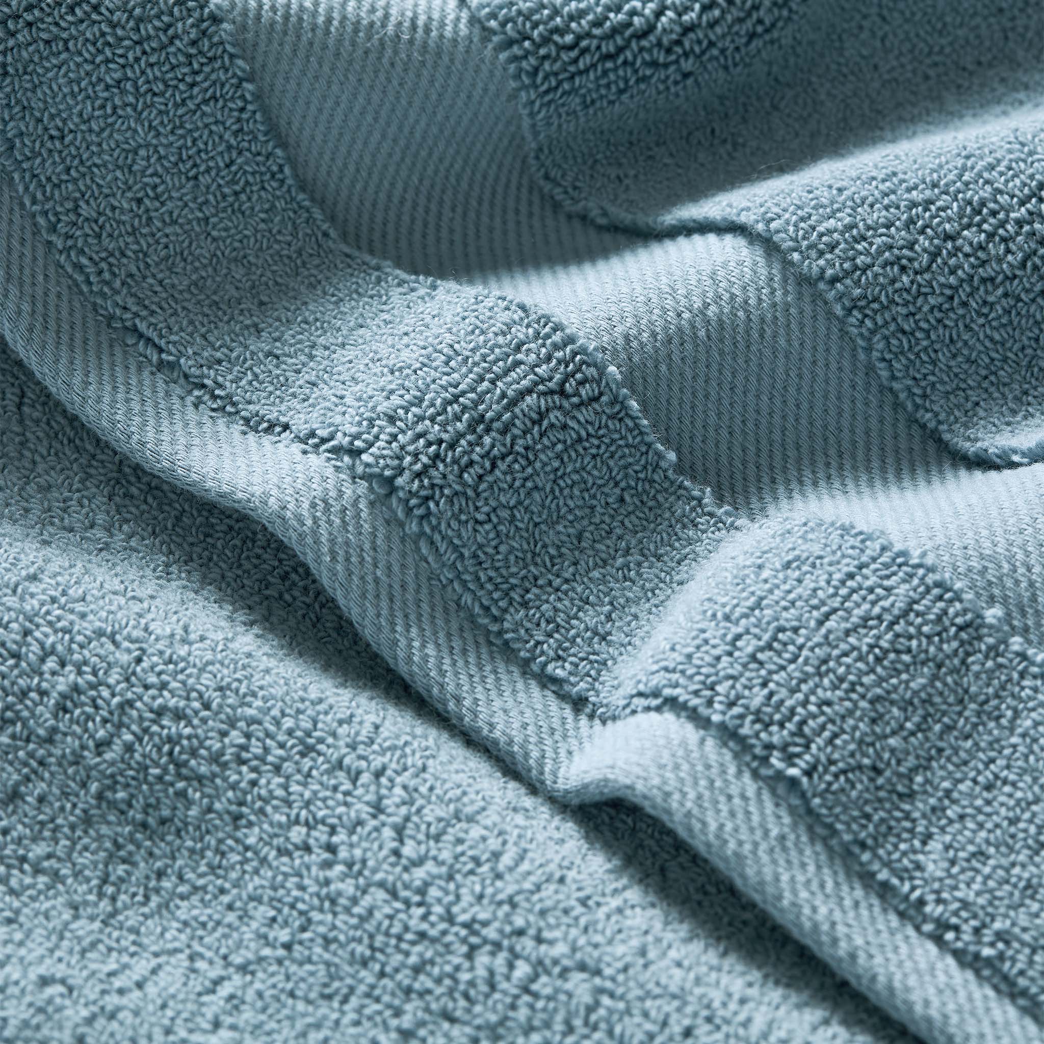 Super-Plush Set of 4 Bath Towel Bundle L9