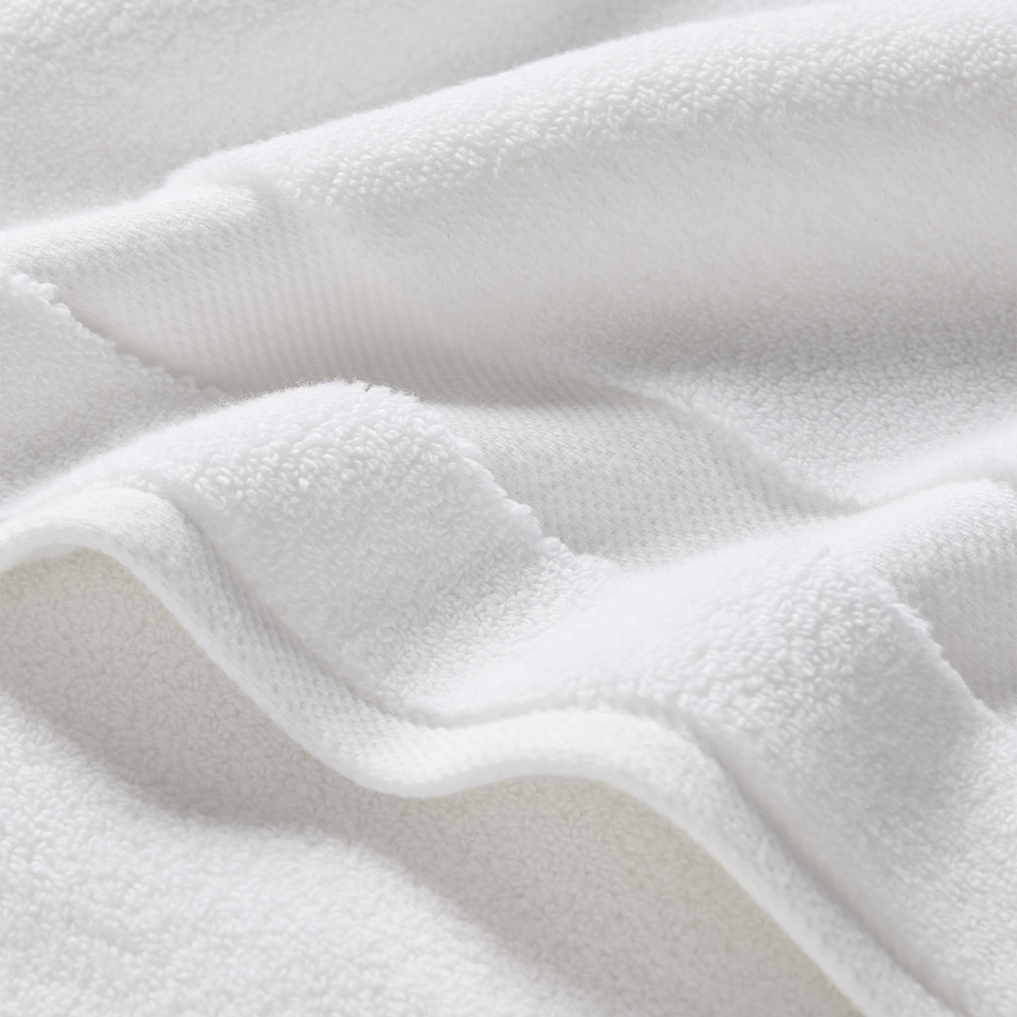 Super-Plush Set of 4 Bath Towel Bundle I0