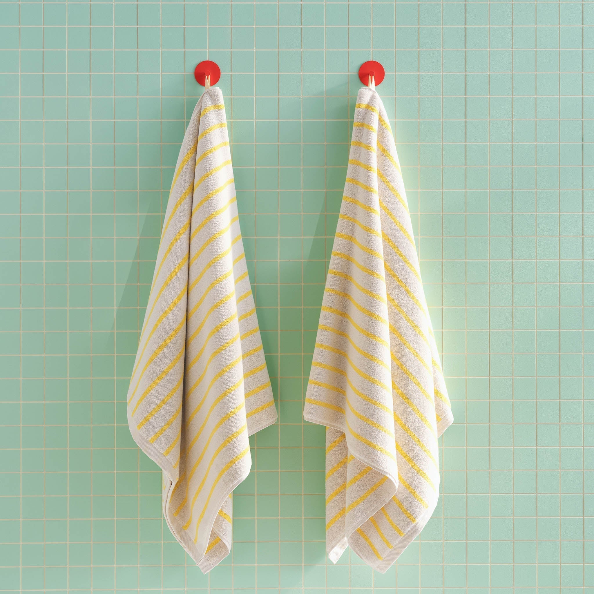 Super-Plush Set of 4 Bath Towel Bundle I0